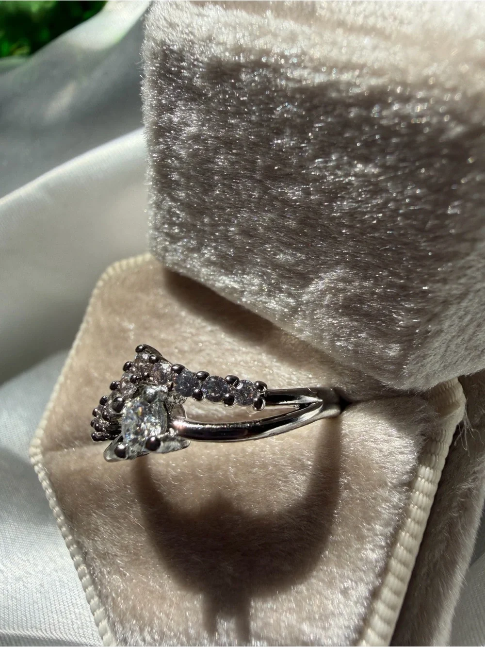 Round Cut Moissanite Ring | Size 6 | 925 Sterling Silver | Bridal Style | NEW